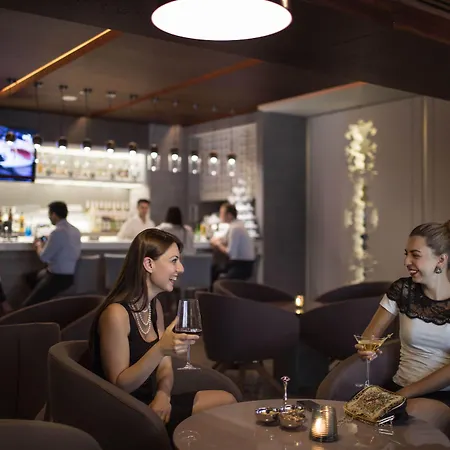 Burgu Arjaan By Rotana 5*