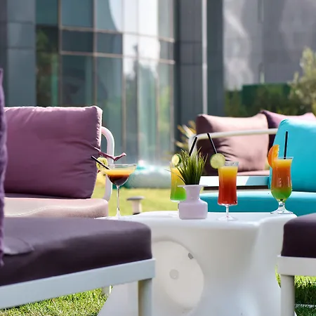 Burgu Arjaan By Rotana Hotel