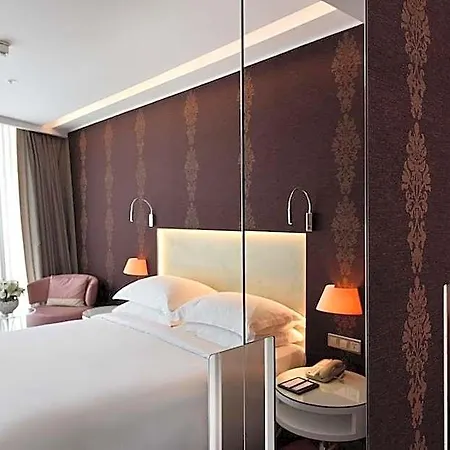 Hotel Burgu Arjaan By Rotana 5*