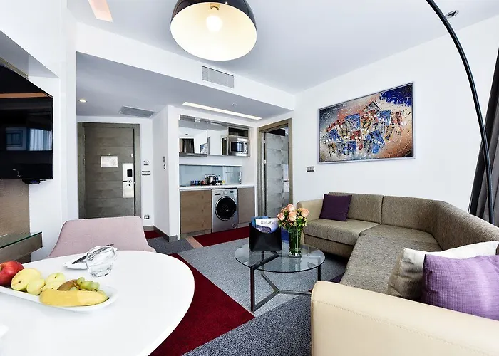 Burgu Arjaan By Rotana Hotell