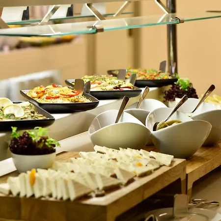 Burgu Arjaan By Rotana Hotel
