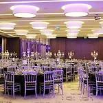 ホテル Burgu Arjaan By Rotana 5*